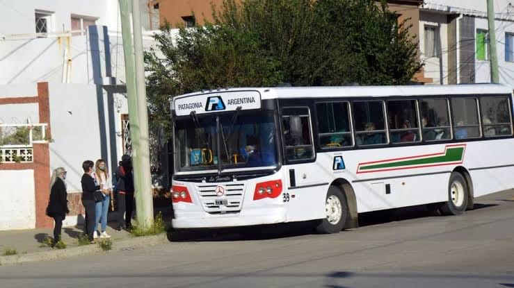 Gobierno, UTA y CGT acordaron una reunión urgente para garantizar salarios e indemnizaciones