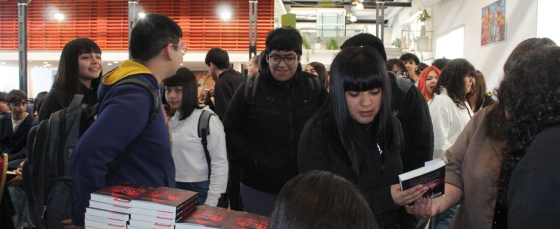 300 alumnos recibirán un libro en el marco del programa “Leer nos mueve, leer nos cambia”