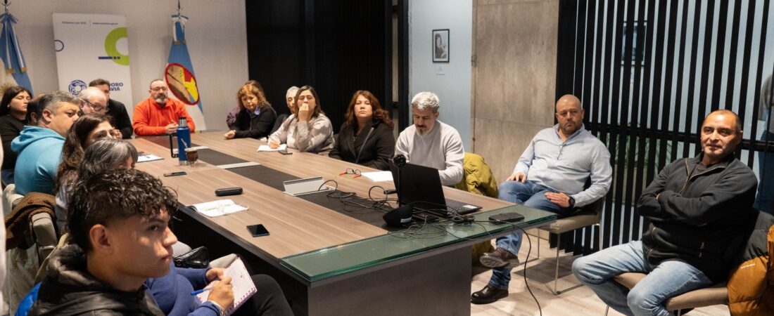El Municipio brindó los avances del diagnóstico territorial a los vecinos afectados por el cerro Hermitte