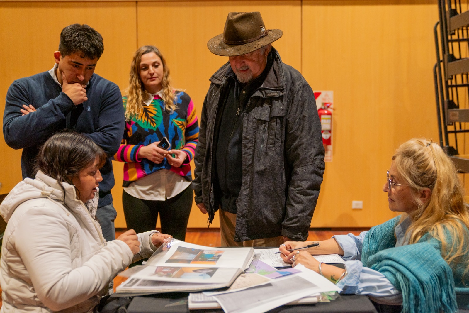 Avanza el relevamiento de familias afectadas en barrio Sismográfica para definir el listado de adjudicaciones