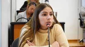 Ximena González cuestionó el aumento del boleto y criticó la suba tarifaria de la SCPL
