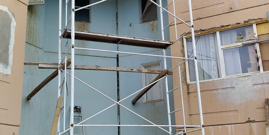 Tras 30 meses de espera, comenzó la obra que permitirá a vecinos del LU4 regresar a sus hogares