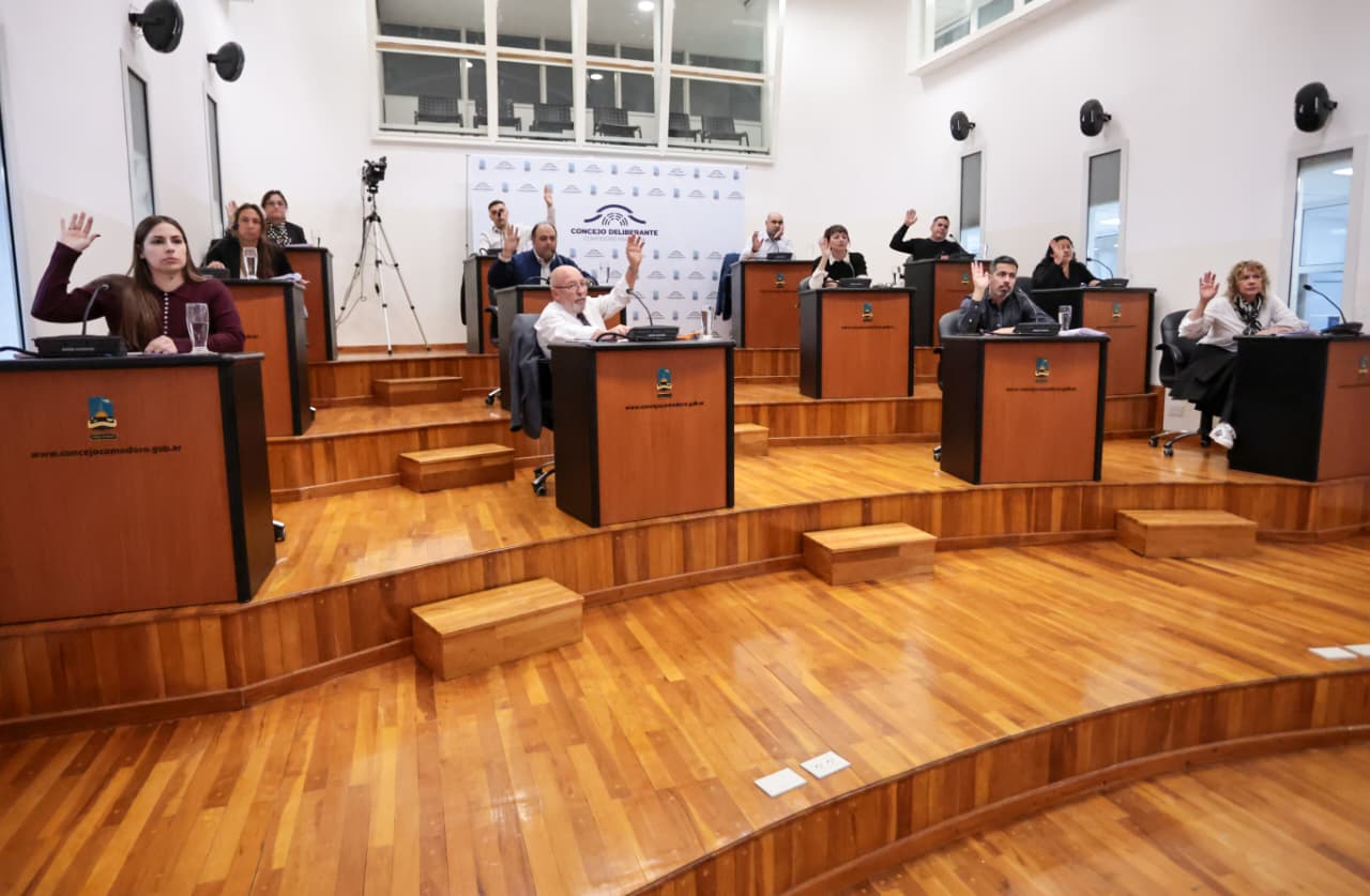 Se aprobó por unanimidad la interpelación al secretario de Obras Públicas Fernando Ostoich