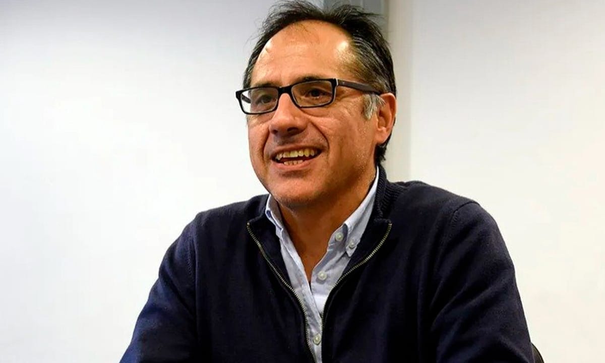 Wisky advirtió por las tensiones del sistema de salud y cuestionó el esquema salarial de los cirujanos