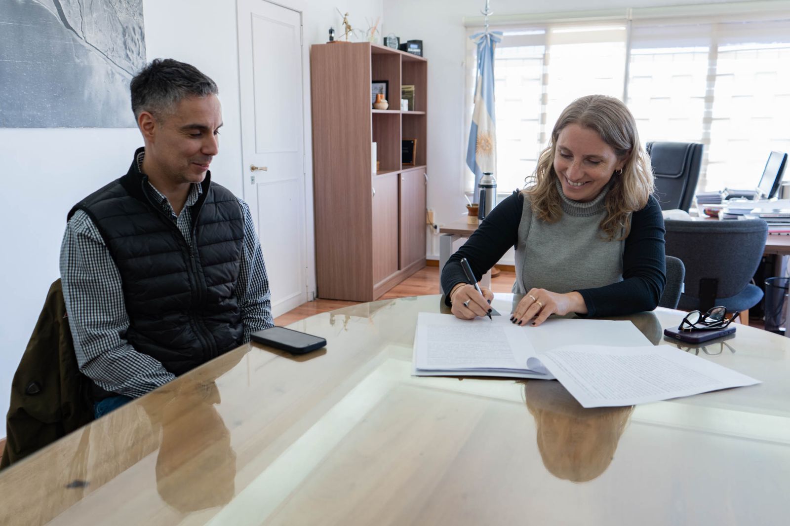 Rada. Tilly: se firmó el contrato para finalizar el Plan de Pavimentación Urbana de 77 cuadras