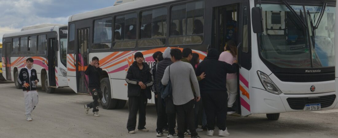 El Municipio garantizó transporte urbano gratuito para que los estudiantes participen de EduCO 2026